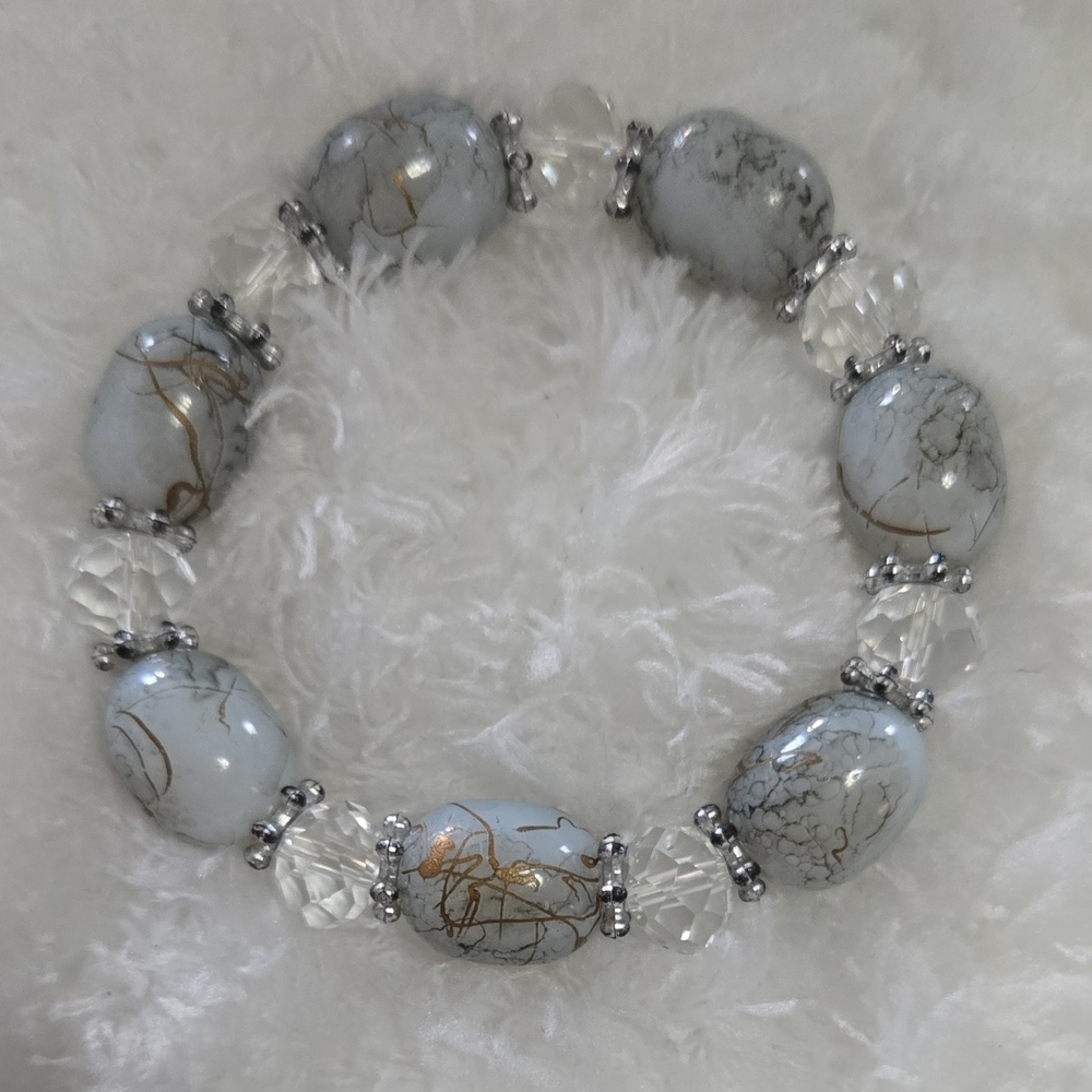 Elegant Silver and White Beaded Bracelet